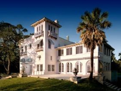 Austin Photo: Places_Arts_Austin_Museum_of_Art_Laguna_Gloria_Exterior