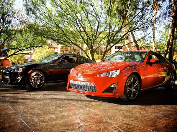 Scion FR-S