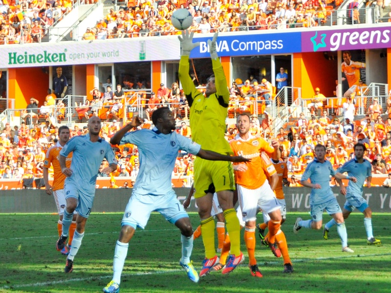 Dynamo KC goal action