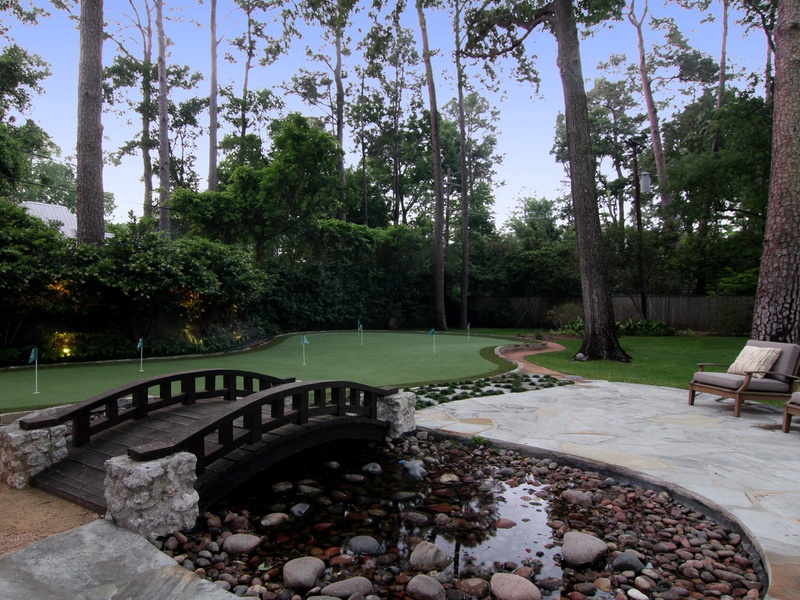 Shelby, On the Market, 405 Timberwilde Lane, December 2012