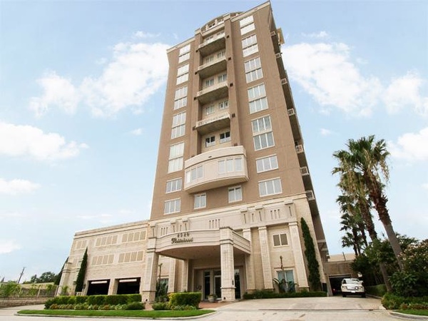 News_Robinhood Highrise