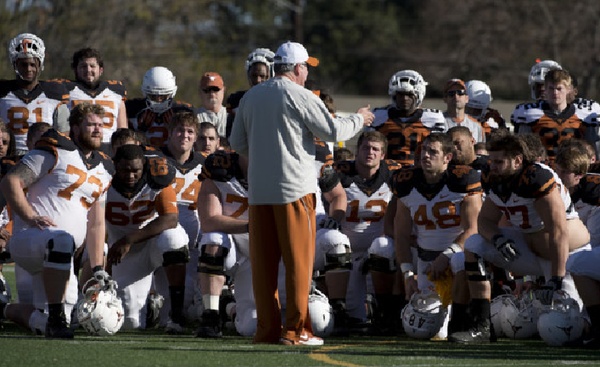 Austin Photo: News_kevin_longhorn resolutions_dec 2012_football team alamo bowl