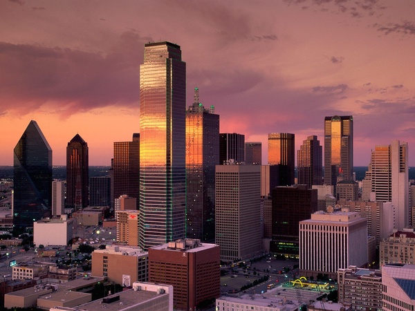 Dallas skyline
