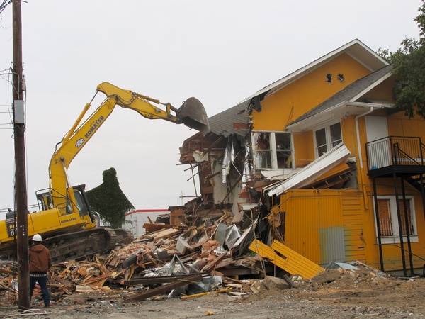 ruggles grill demolished