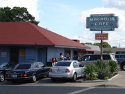 Austin Photo: Places_Food_Magnolia Cafe_SoCo