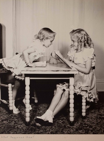 austin_photo: news_sam_links we love_girls reading