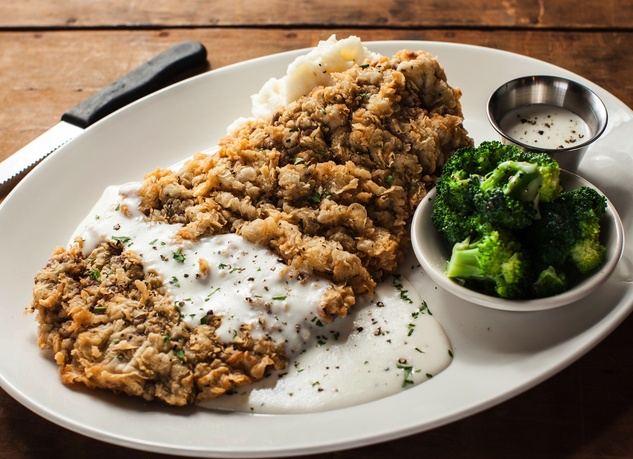 Houston S Best En Fried Steak Restaurants Top Chefs Shake It Pas Meat Co En Fried Steak