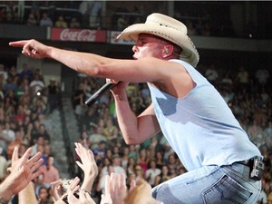 Kenny Chesney stage