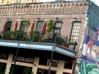 Places-Food-Treebeards-Downtown