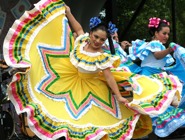 Austin Photo Set: News_Mike_cinco de mayo_may 2012_2