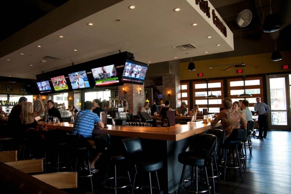 Bar at Park Tavern in Dallas