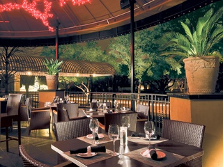 Places-Drinks-Monarch Bar-terrace
