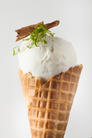 Cloud 10 Creamery_ice cream_lime and ceylon cinnamon_Chris Leung