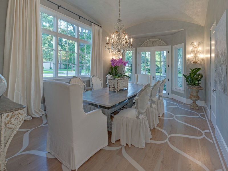 News_Pink Ribbon House_dining room_April 2012