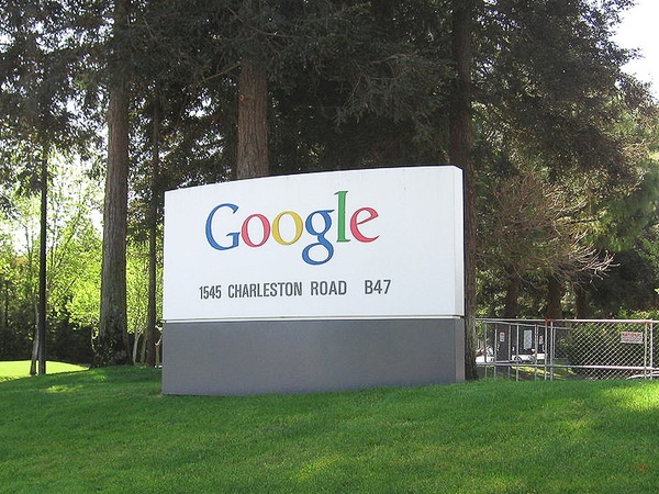 News_Carol Rust_rant_Google_Googleplex_welcome sign