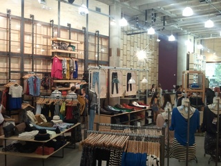 Austin photo: News_Urban Outfitters Opening_Womens