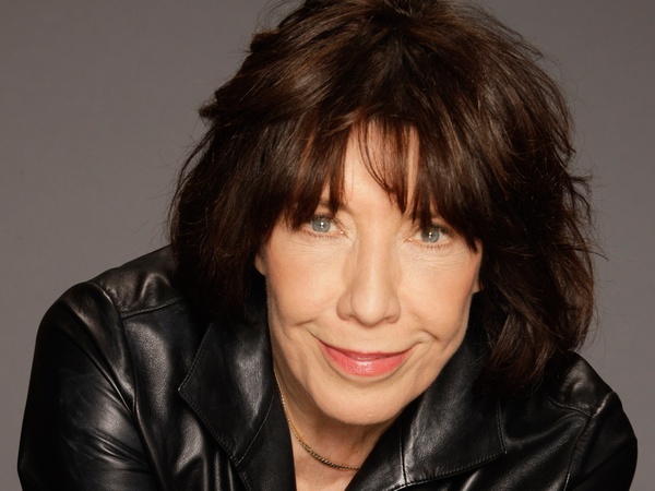 Lily Tomlin, head shot