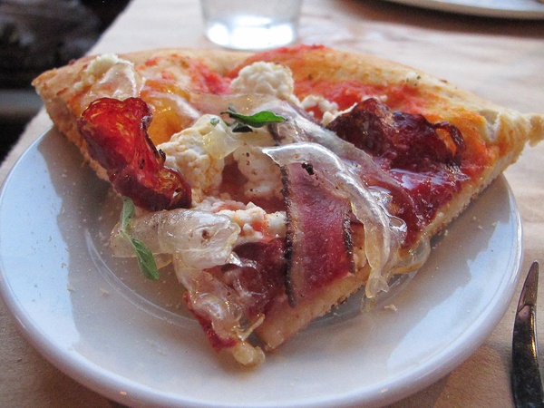 News_Ruthie_Stella Sola_Salumeria Pizza