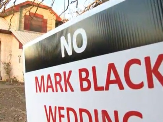 Names In Austin Barbecue Face Backlash Over New Wedding Venue Terry Black S Wedding Venue