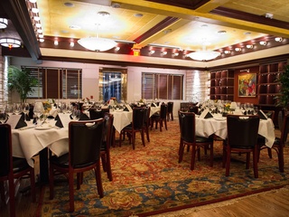 Pappas Bros Steakhouse downtown interior