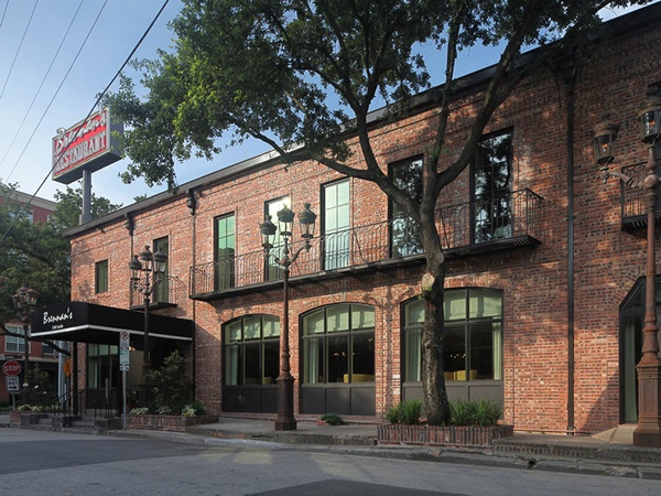 Brennan's of Houston, exterior, day