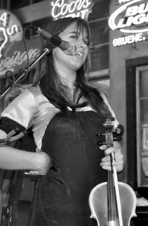 Austin Photo Set: News_Meredith Rainey_Ruby Jane_September 2011_performing2