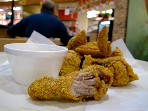 Ruthie, fried chicken, June 2012, ToreOre
