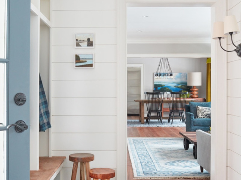 Shiplap in a mudroom