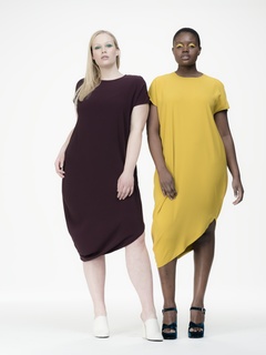 Universal Standard Trunk Show and Model Search