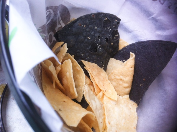 Marene, chips, Cafe Adobe