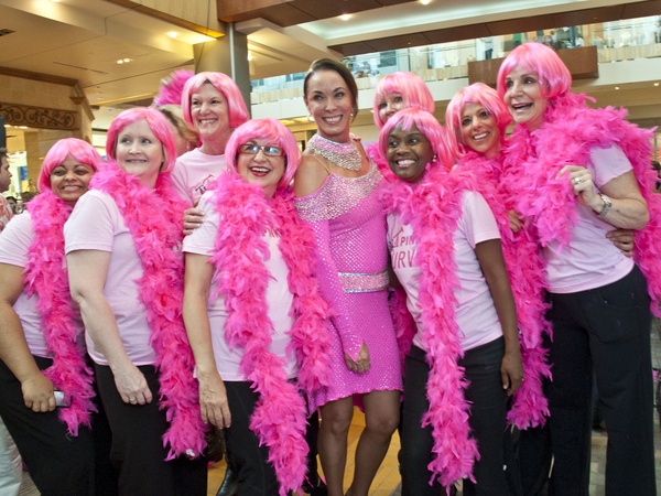 News_Pink Well_Flash Mob_Sue Smith_June 2011