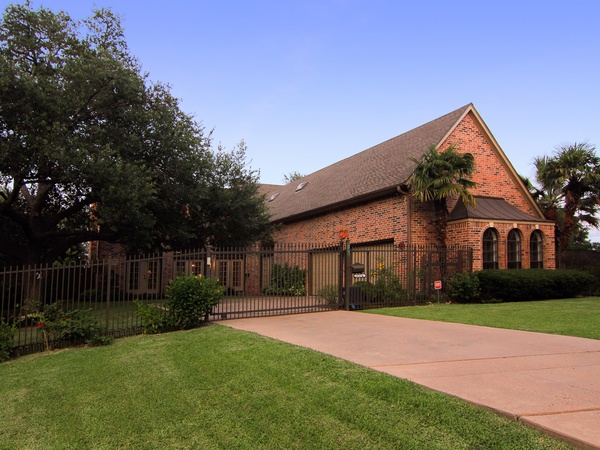 Shelby, On the Market, 8172 River Drive, June 2012