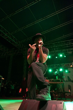 Austin Photo Set: News_Tom_fff_run dmc_nov 2012_2