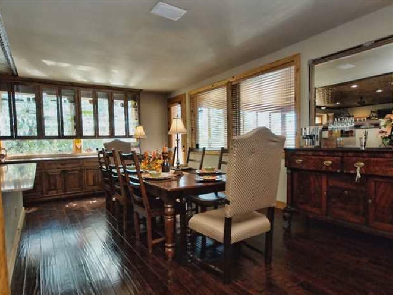 Slideshow Live in the Alamo? This 1.35 million Texas house is a