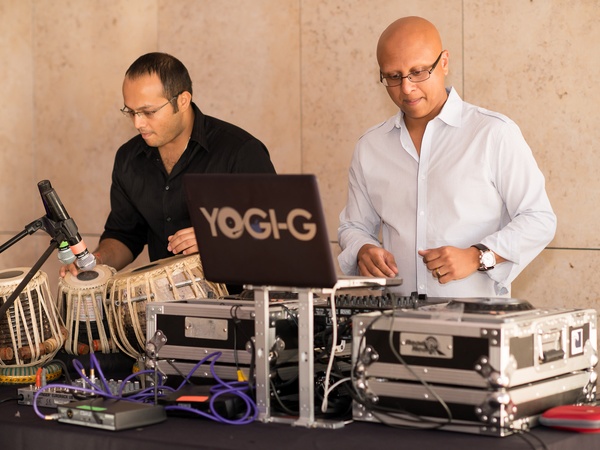 Leo Bar, September 2012, Tabla player and Yogi-G