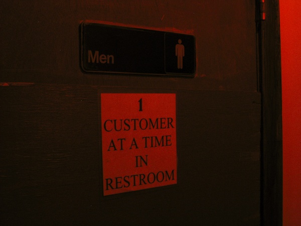 News_Peter Barnes_New Orleans_sign