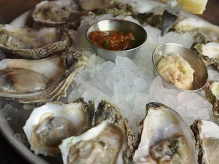 Liberty Kitchen Bar oysters on ice