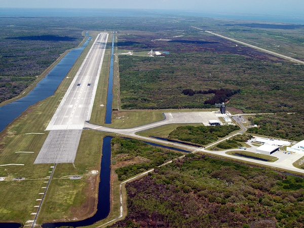 NASA, runway, sale, January 2013