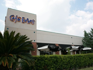 Places-Eat-Cafe Express-River Oaks-exterior-1