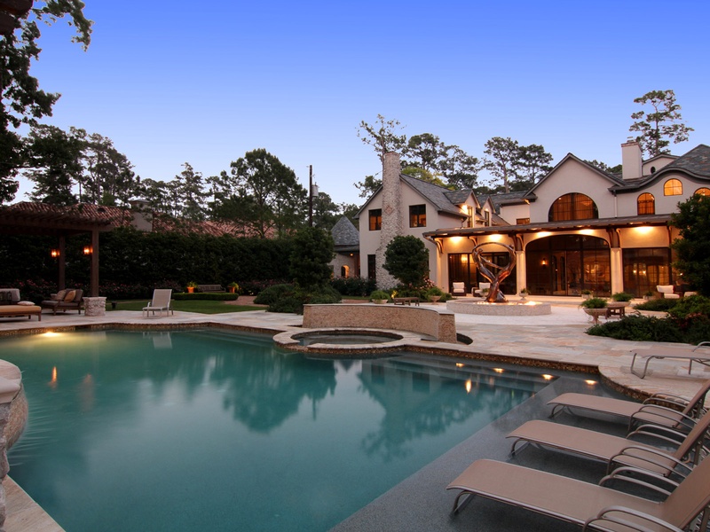 Shelby, On the Market, 405 Timberwilde Lane, December 201