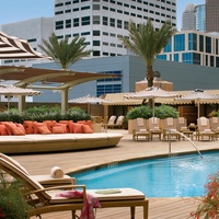 News_Hotel pools_Four Seasons_pool