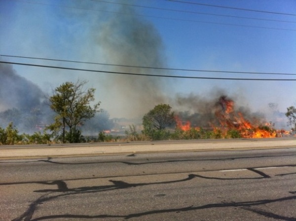 Austin Photo Set: News_Shelley Seale_Texas fires_what can you do to help_August 2011_road fire