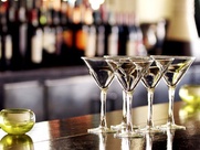 Places_Drinks_Union Bar & Lounge_drinks on counter
