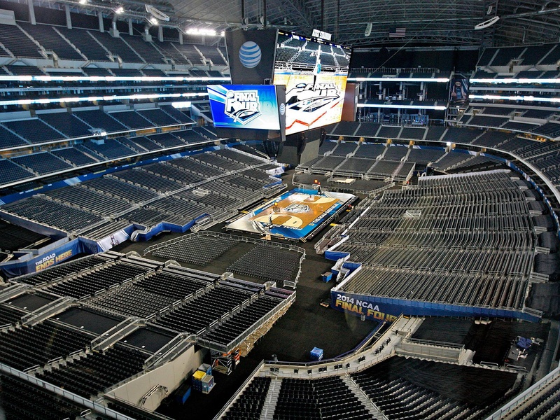 Slideshow NCAA chief loves Jerry World, but fans aren't sold on Final
