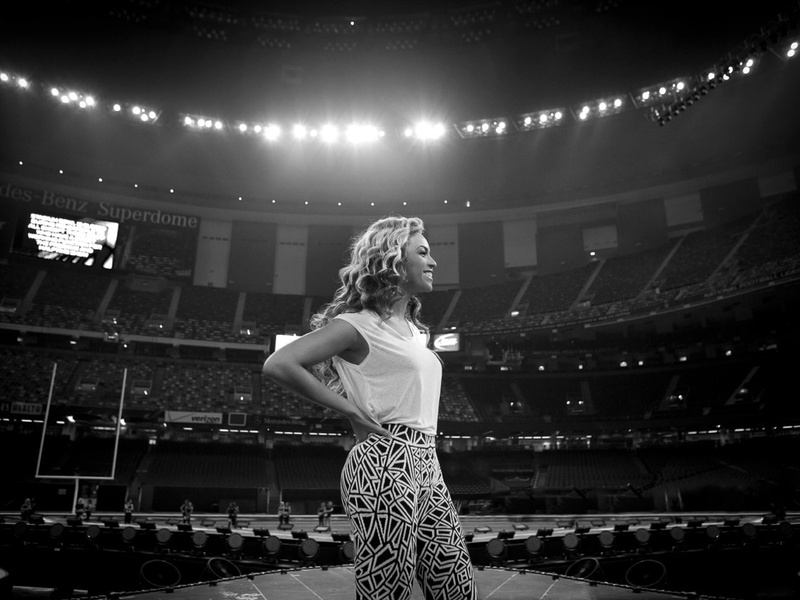Beyonce, Super Bowl, in stadium, rehearsal, February 2013