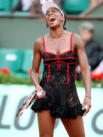 News_Venus Williams_French Open_outfit