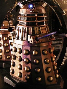 Austin Photo Set: News_Mike_dr who improve_the professor_Oct 2011_dalek