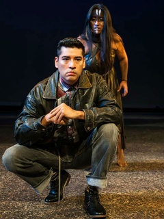 Cara Mia Theatre presents De Troya