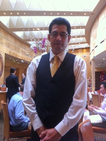 News_Marene_Raul Larios of Tony's