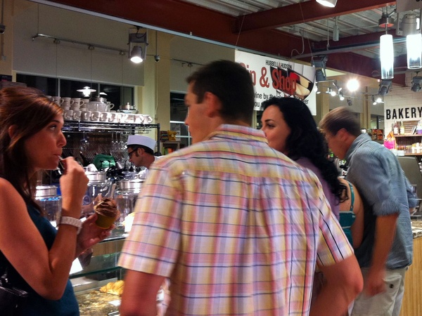 News_The Woodlands_Sip_Shop_at Hubbell_Hudson